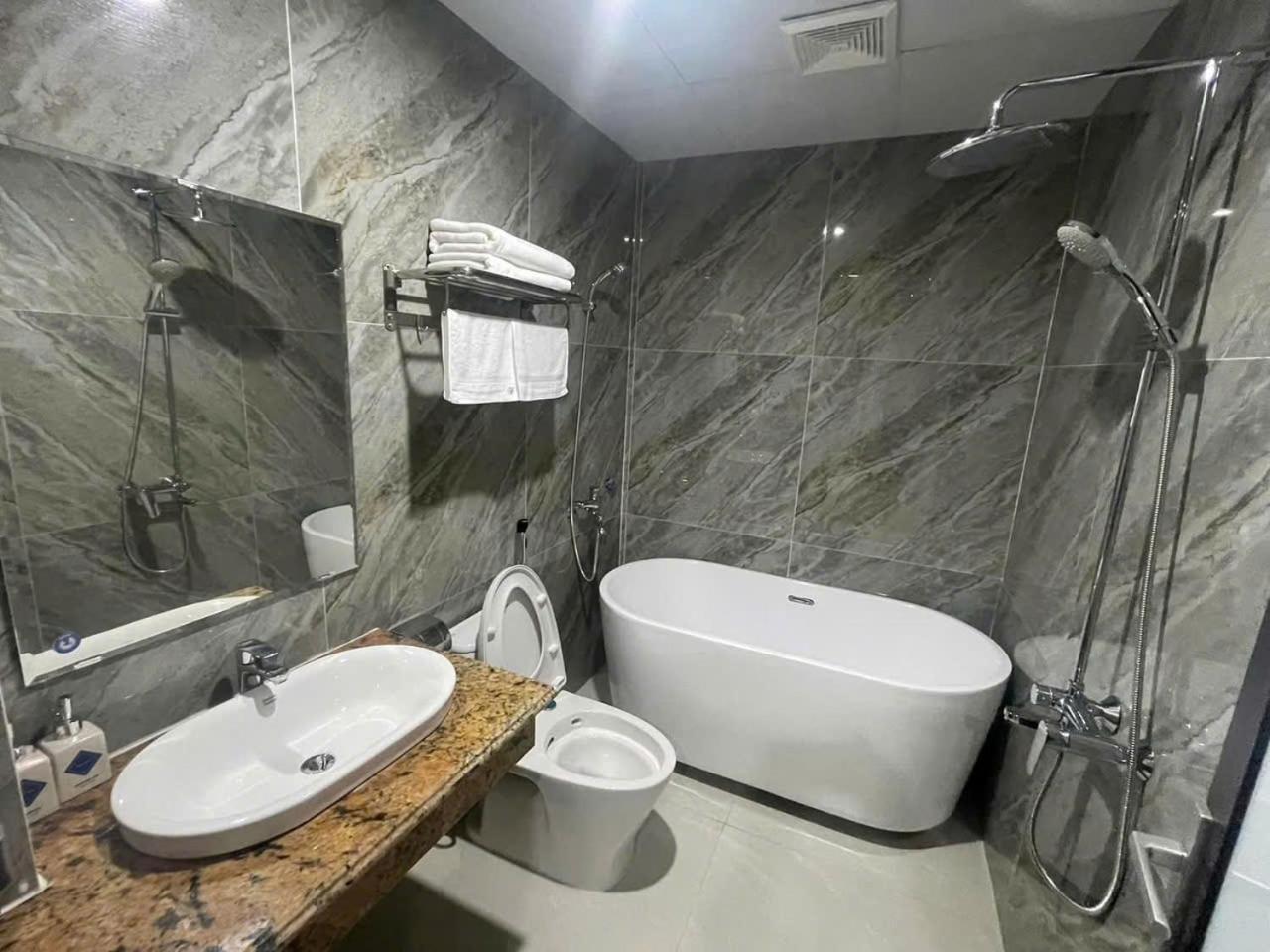 A90 Hotel Phu Ly Exterior foto